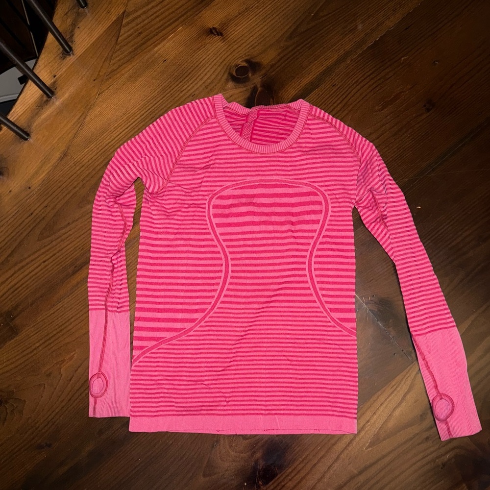 Lululemon swiftly long sleeve size 12